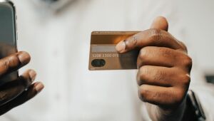 Banco Central considera limite de 12 parcelas sem juros no cartão de crédito