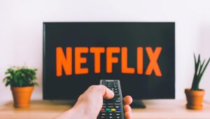 Netflix (NFLX34) amplia lucro líquido e base de assinantes no 3&ordm; tri, na comparação anual
