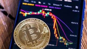 Bitcoin salta para US$ 46 mil, a especulação sobre ETFs e o crescimento da pré-venda da InQubeta
