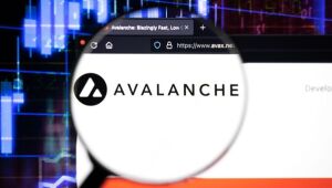 Queda mensal de 14% para a Avalanche: Poderá se recuperar? Nova criptomoeda de IA desafia a Render