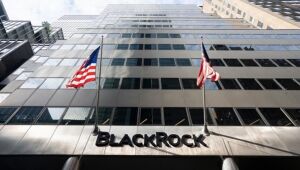 BlackRock escolhe blockchain pública Ethereum para lançamento de fundos tokenizados 