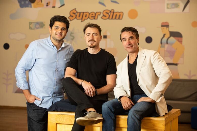 Antônio Brito, CEO da SuperSim, Rômulo Coutinho, CTO e Daniel Shteyn, sócio e chairman da fintech