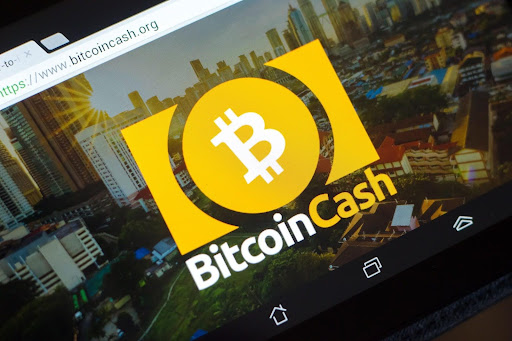 Bitcoin Cash sobe, Cardano enfrenta correção e NuggetRush conclui pré-venda. Análise do mercado cripto em destaque